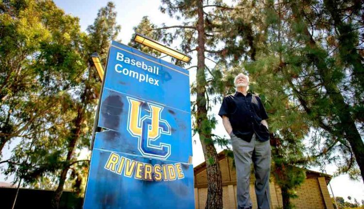 Driver plows through bushes in Encinitas parking lot, beats and kills man lying in grass